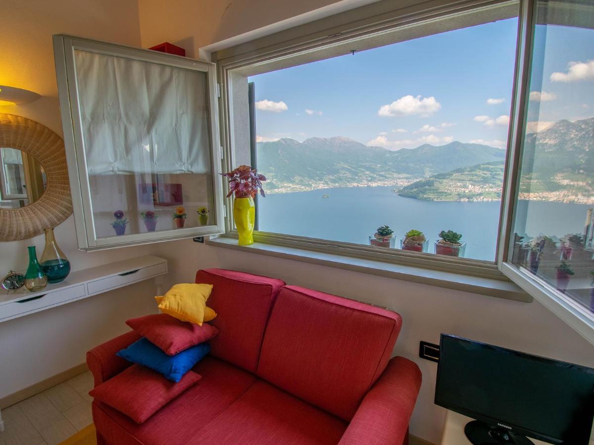 Cherubino - Stunning Lake View With Swimming Pool Parzanica Εξωτερικό φωτογραφία
